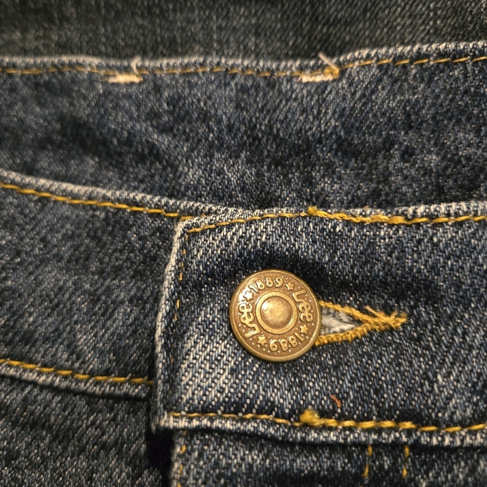 Lee Women's Dark Blue Relaxed Jeans - Picture 12 of 12